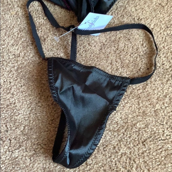 Satin garter slip and panty set. New with tags - Picture 3 of 4